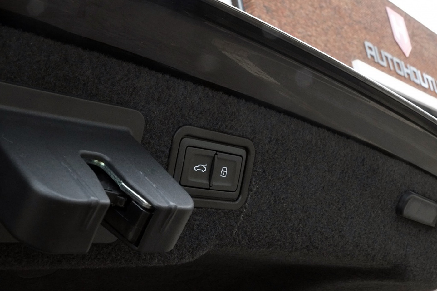 Foto van Audi A8 L