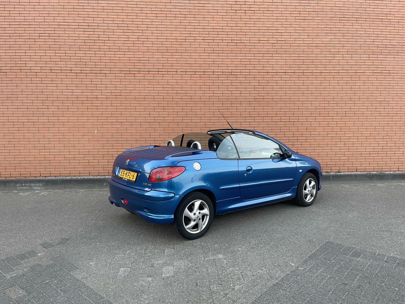 Foto van Peugeot 206 CC