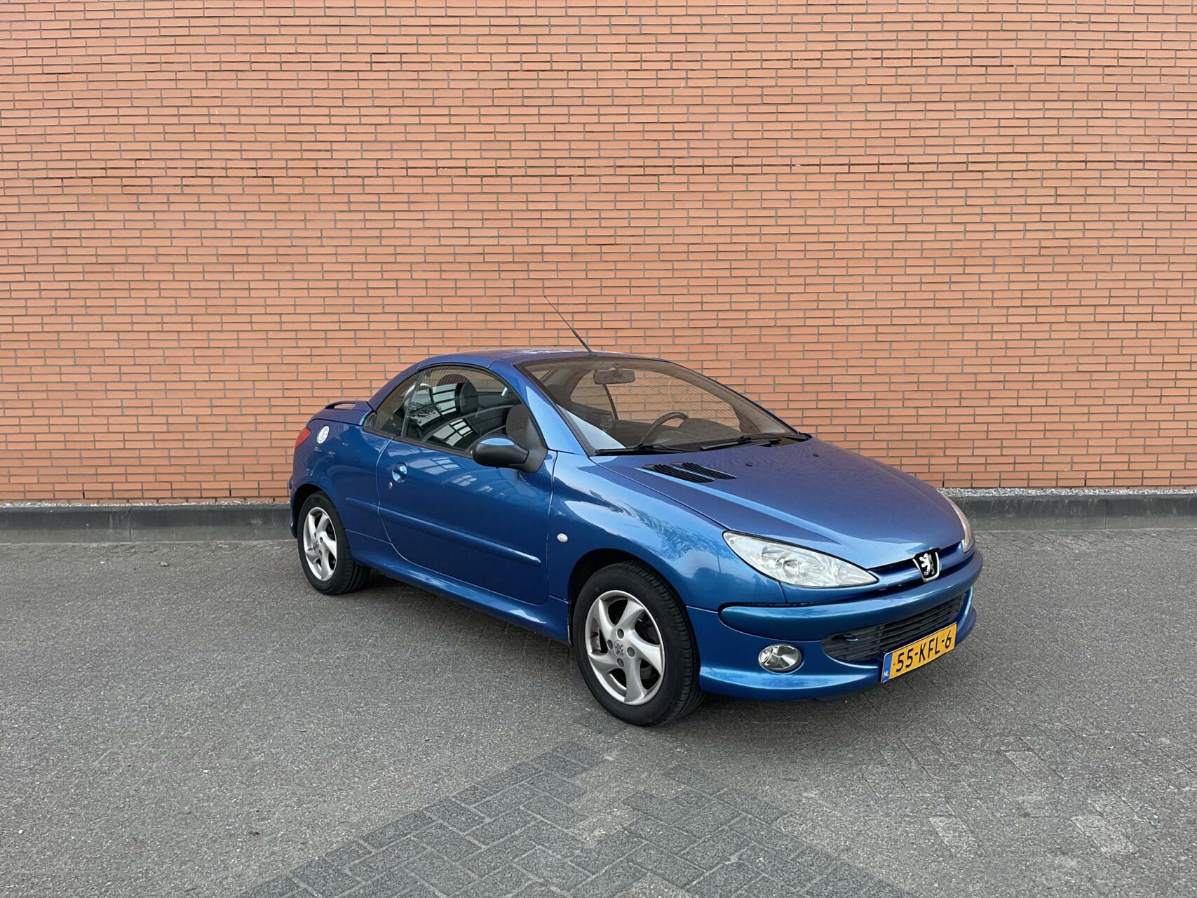 Foto van Peugeot 206 CC