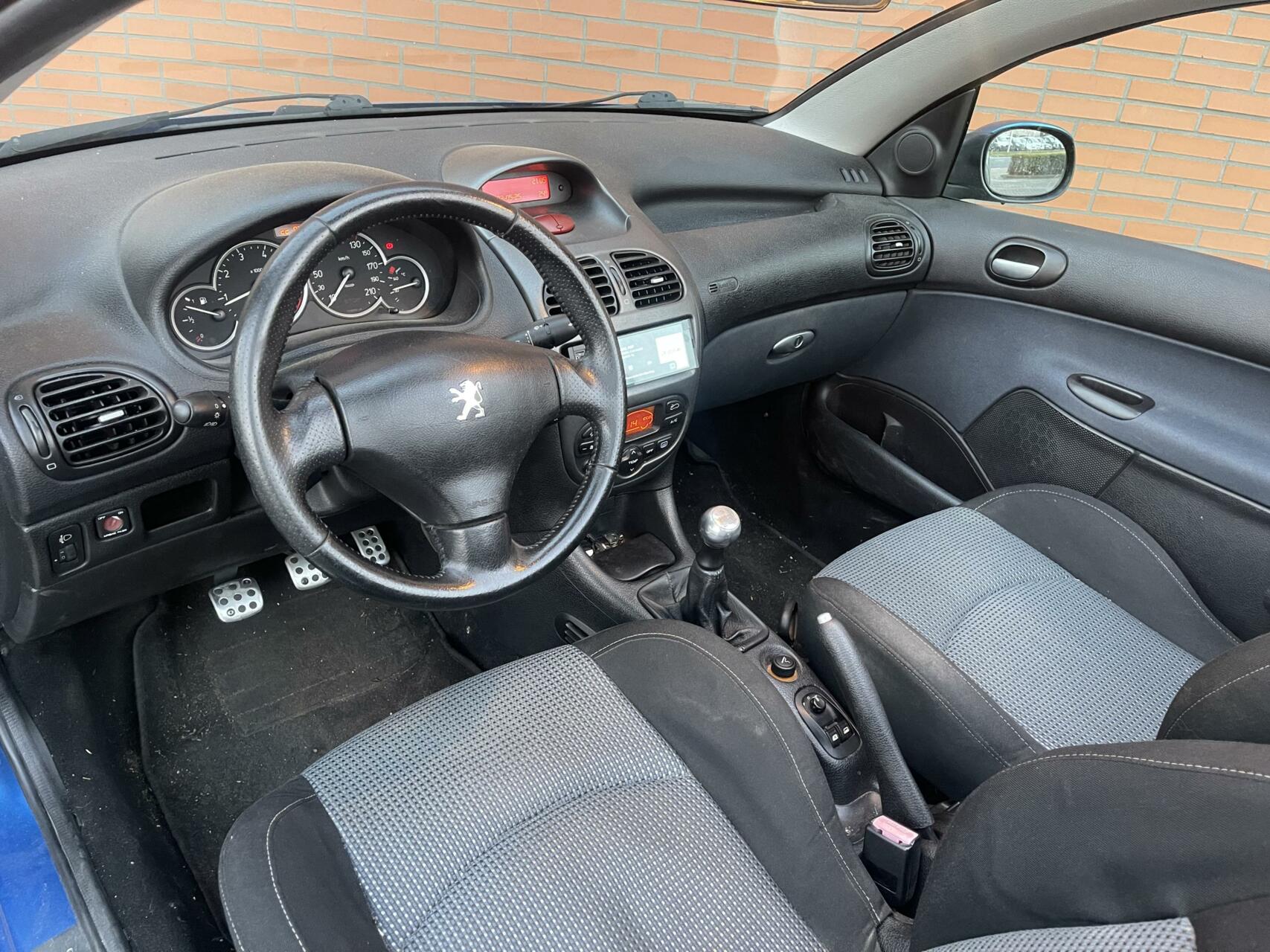 Foto van Peugeot 206 CC