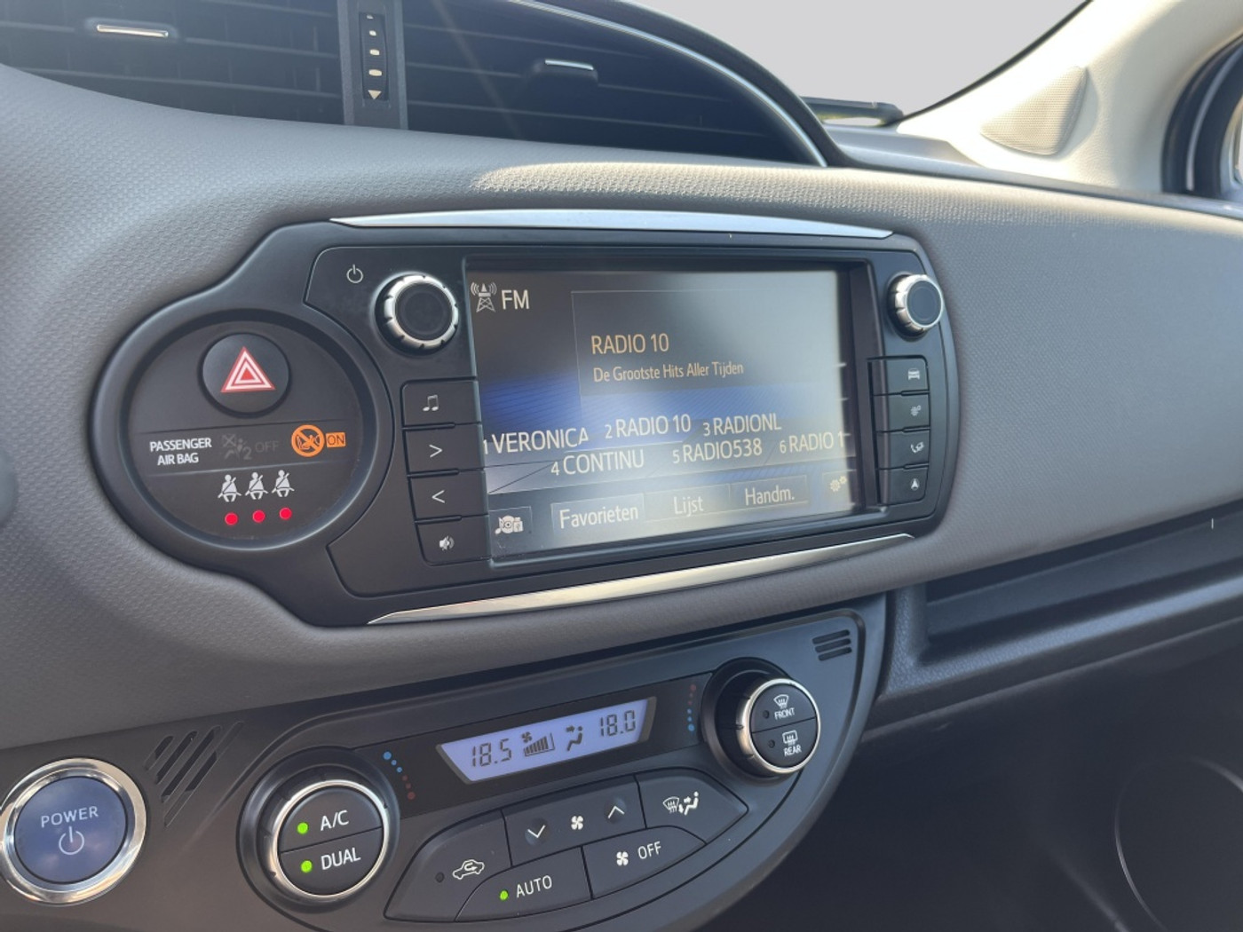Foto van Toyota Toyota Yaris Hybrid