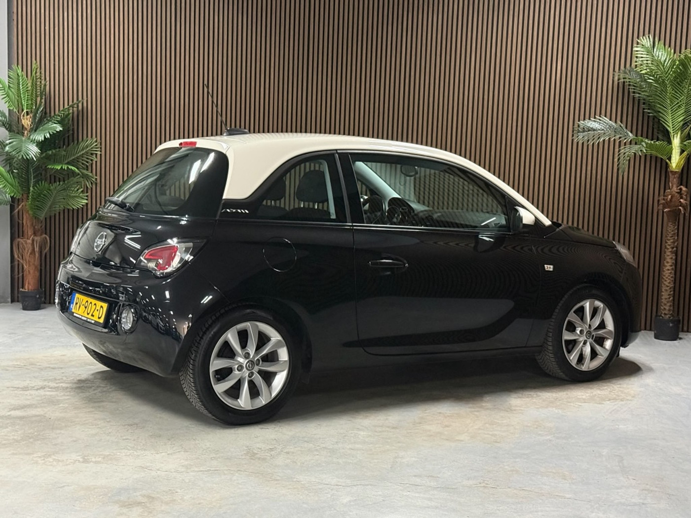 Foto van Opel Adam