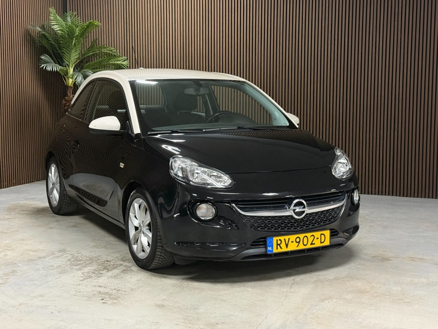 Foto van Opel Adam