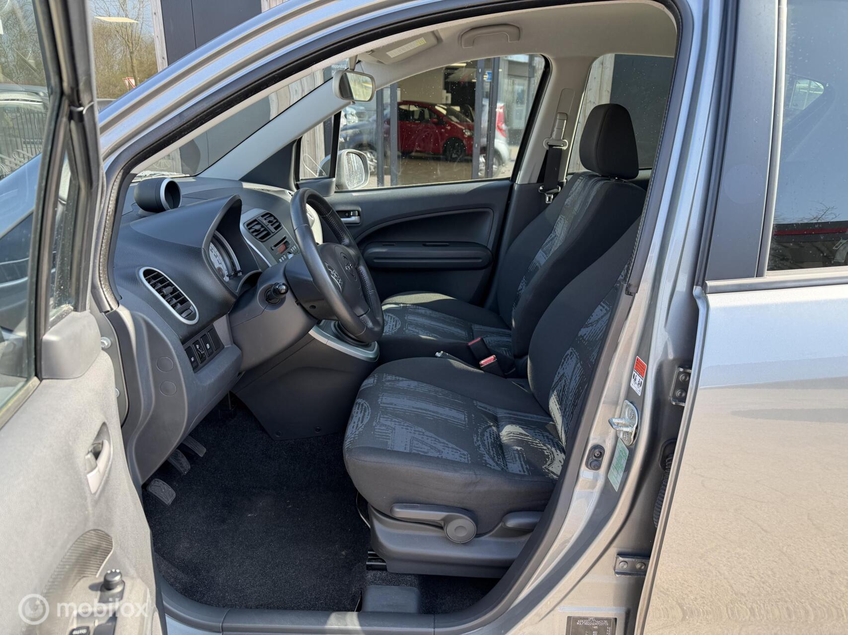 Foto van Opel Agila