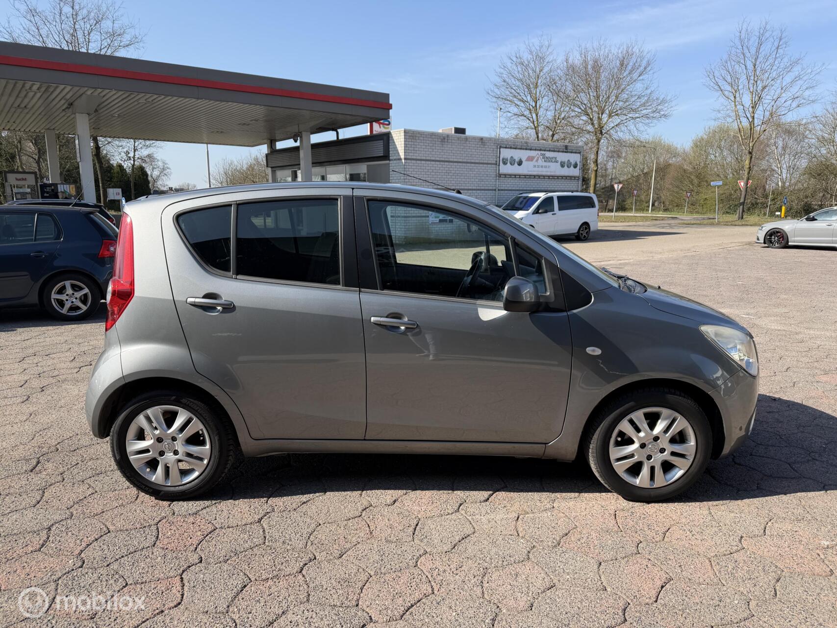 Foto van Opel Agila