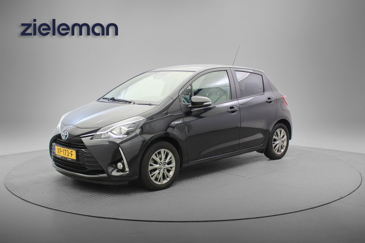 Foto van Toyota Toyota Yaris Hybrid