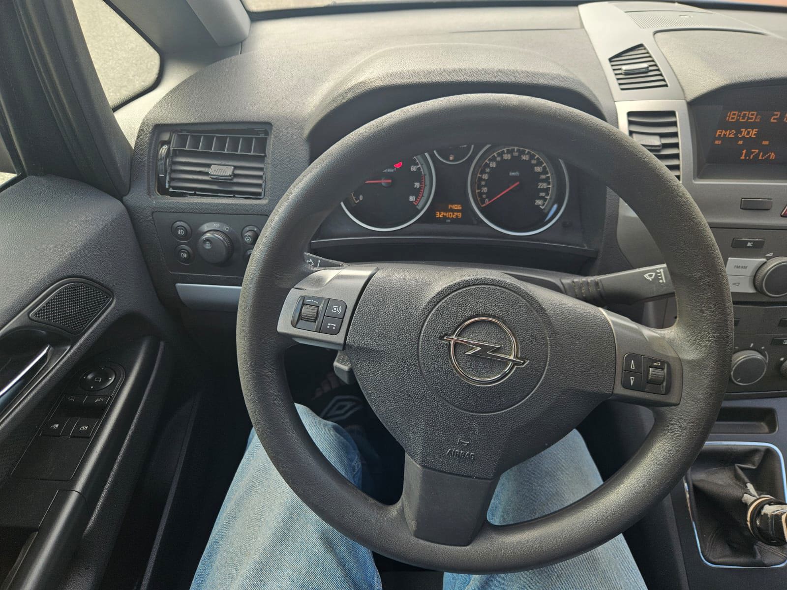 Foto van Opel Zafira