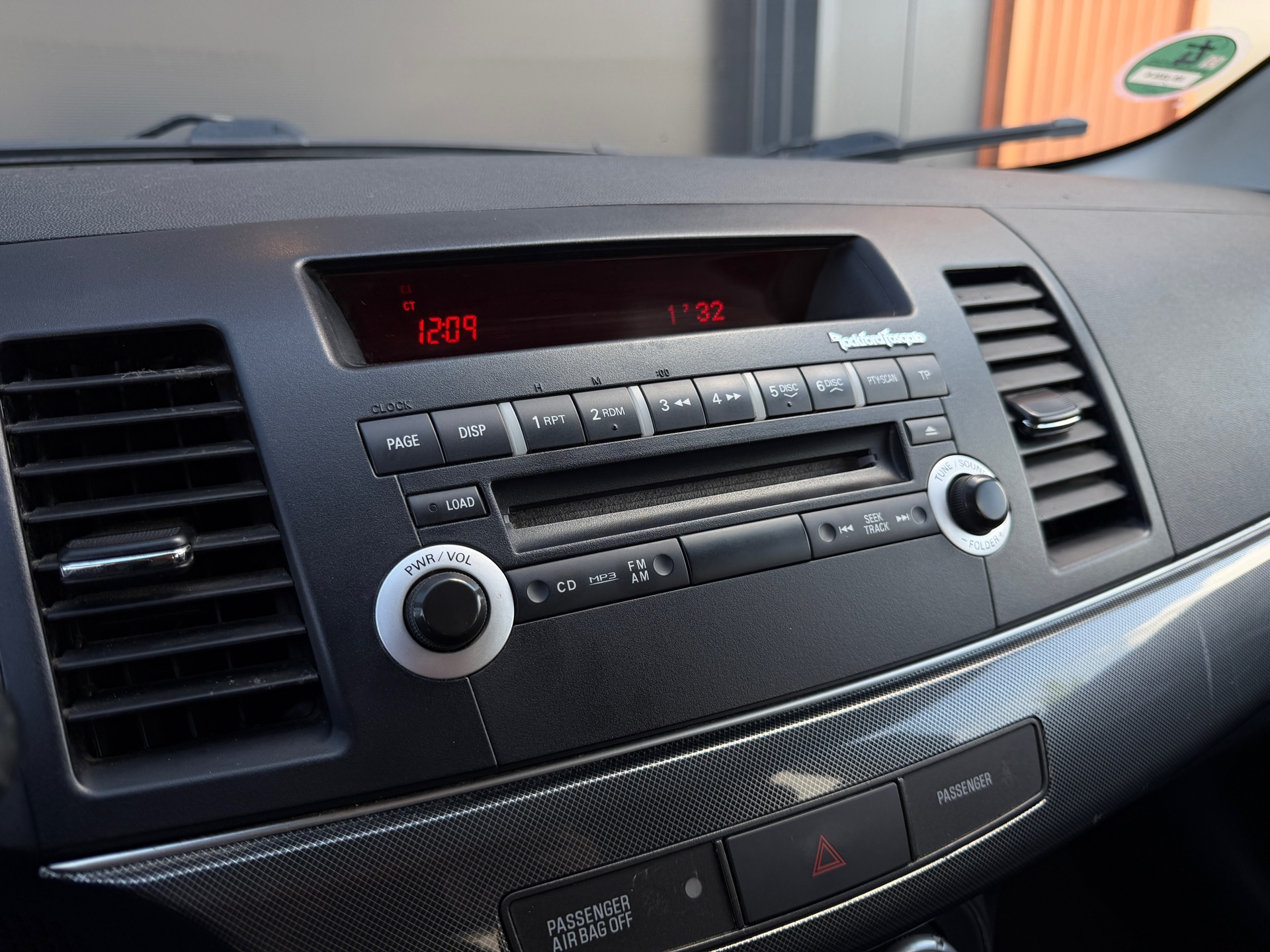 Foto van Mitsubishi Mitsubishi Lancer