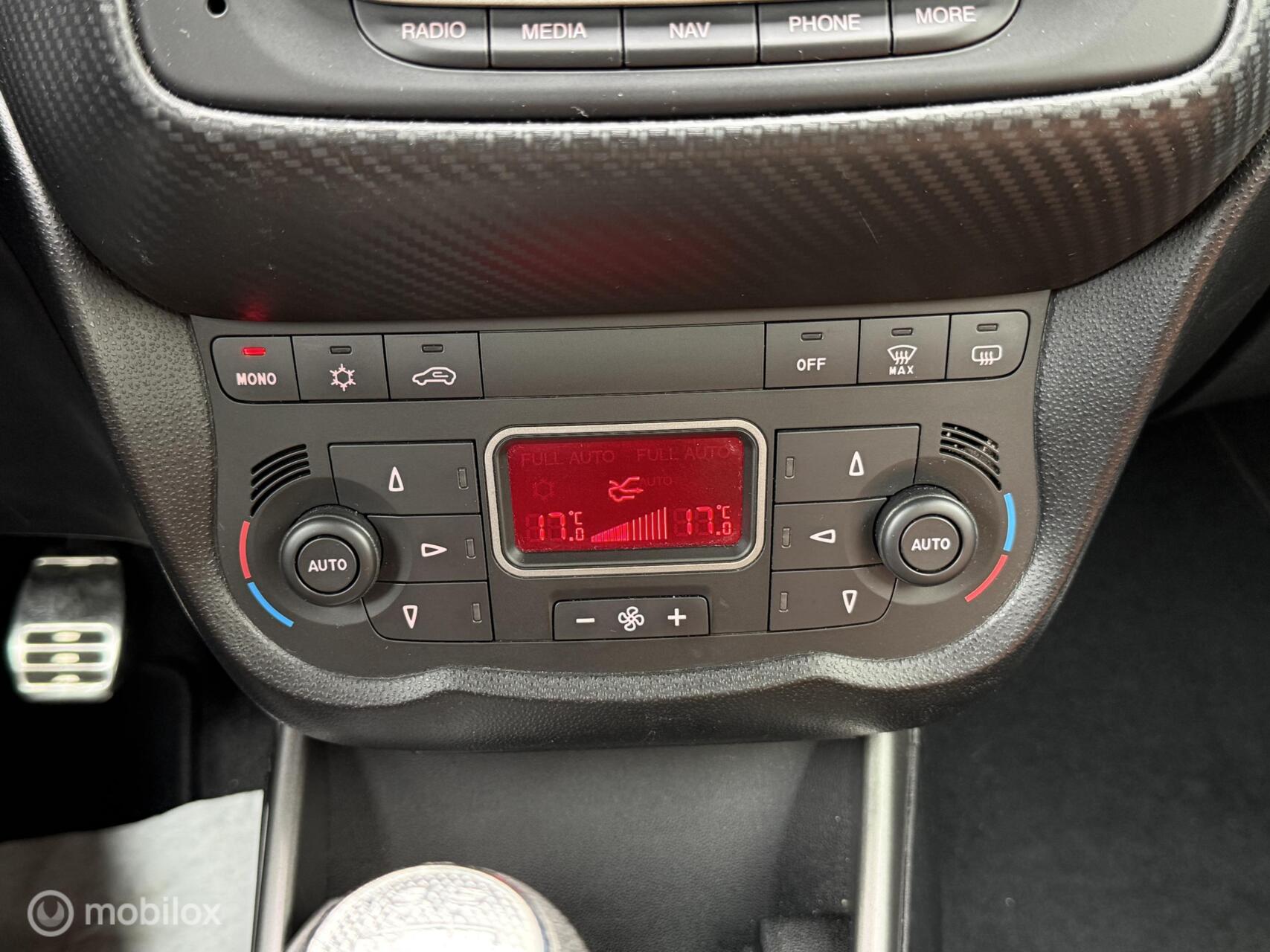 Foto van Alfa Romeo Alfa Mito