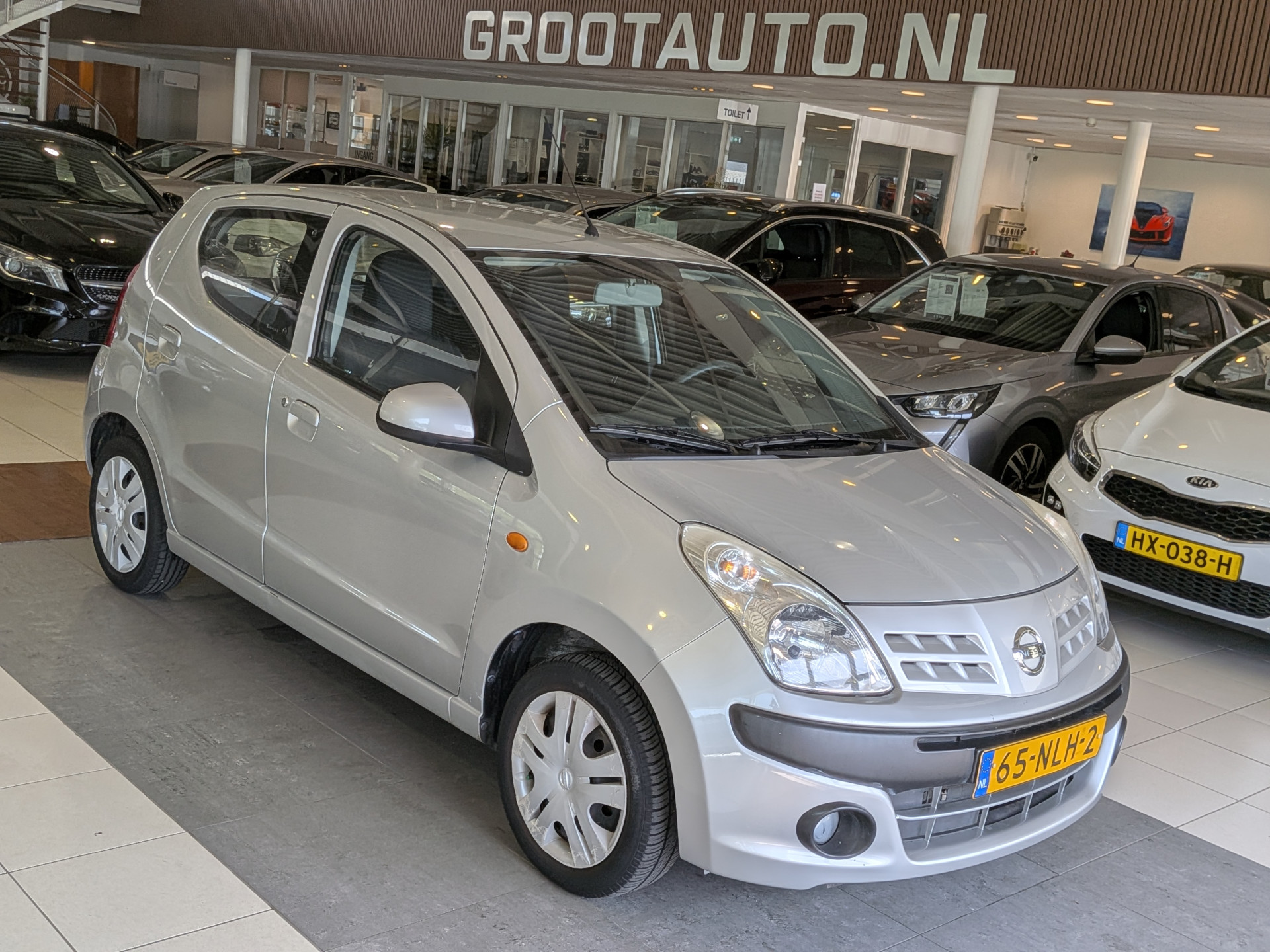 Nissan Nissan Pixo 1.0 Look 2010 - voorkant