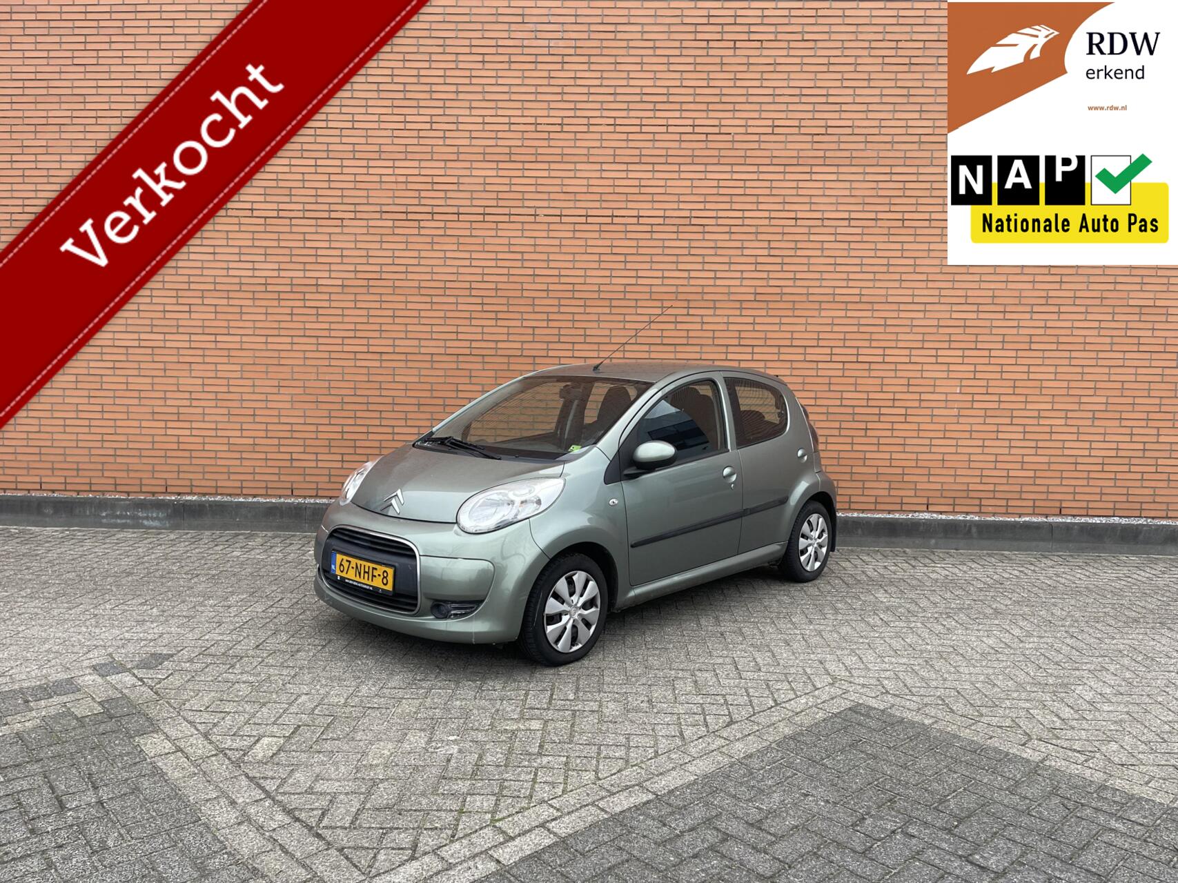 Citroen Citroen C1 1.0 2010 139DKM | NAP | 1STE EIGENAAR | AIRCO | 2010 - voorkant