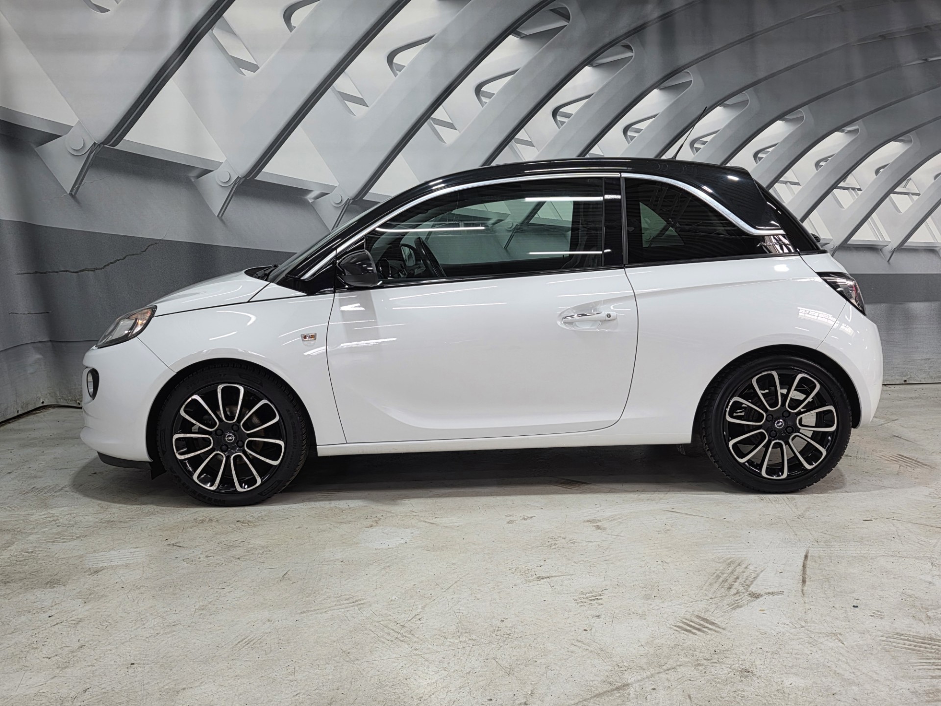 Foto van Opel Adam