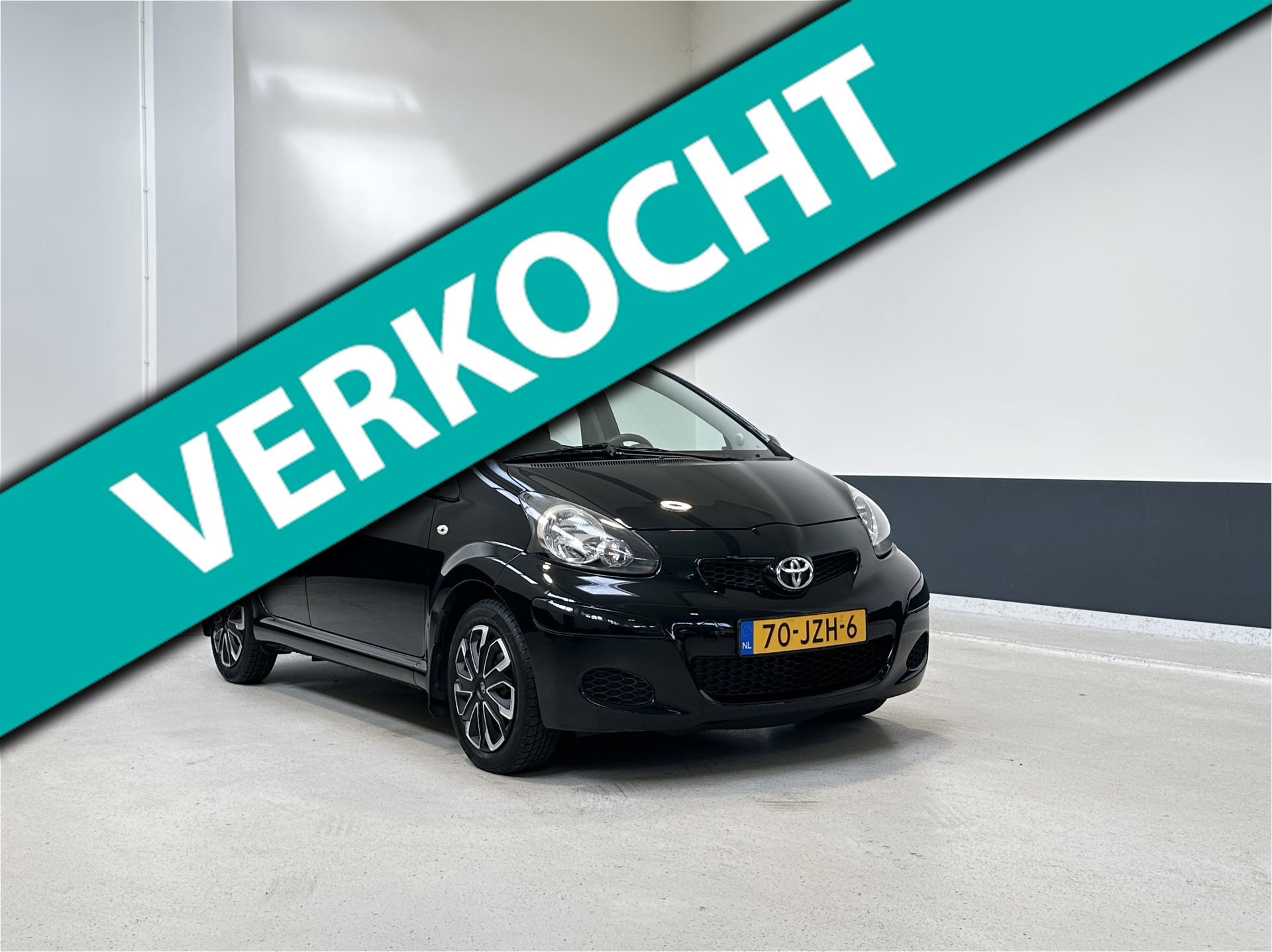 Toyota Toyota Aygo 1.0-12V Comfort  Automaat | Airco | C.V | Elec Ramen | NL | 2009 - voorkant