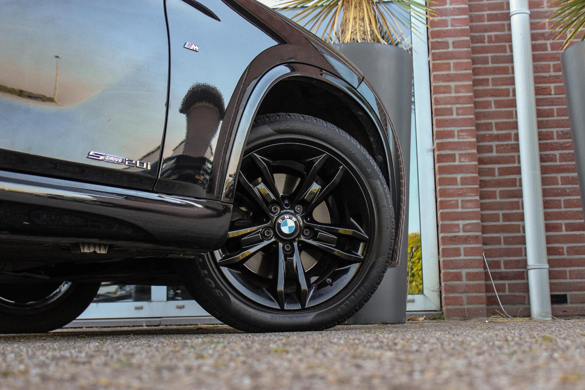 Foto van BMW X1 Sdrive20i