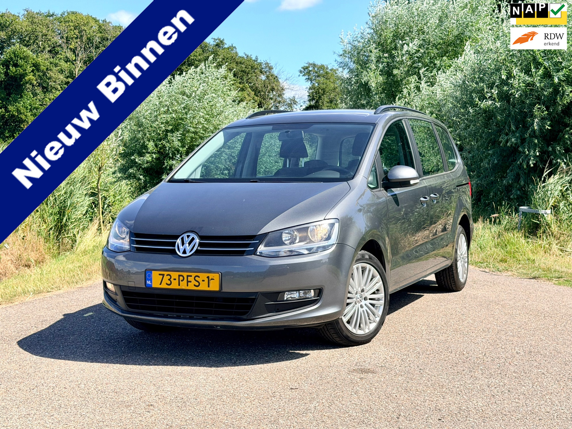 Volkswagen Sharan 1.4 TSI Trendline Clima Navi Electrische Trekhaak Cruise Control Dealer Onderhouden NAP LMV 2011 - voorkant