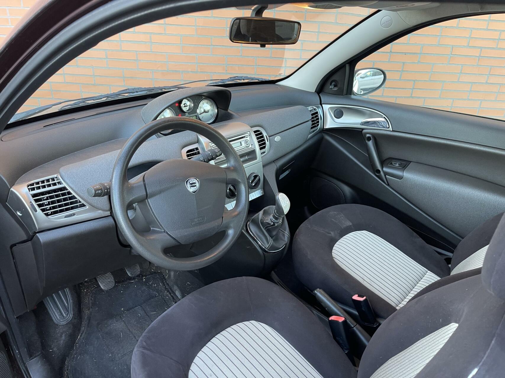 Foto van Lancia Ypsilon