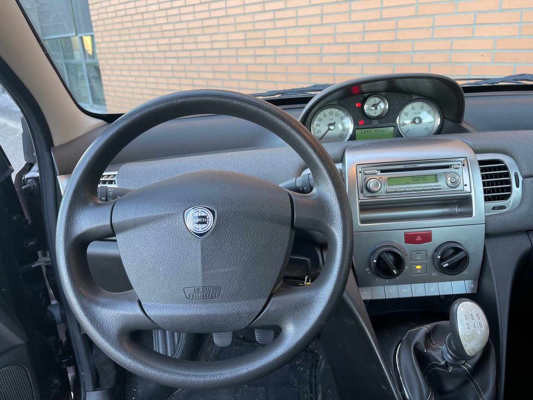 Foto van Lancia Ypsilon