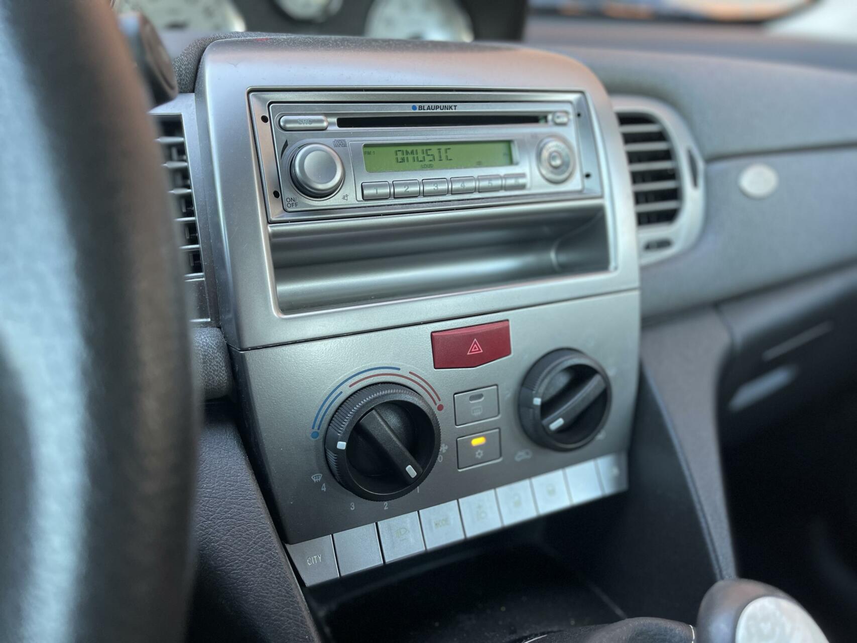 Foto van Lancia Ypsilon