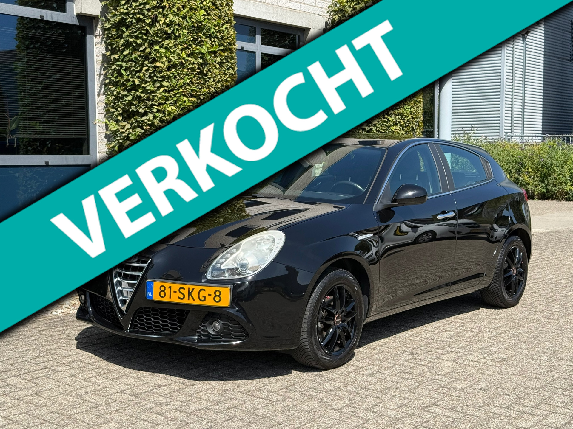 Alfa Romeo Alfa Giulietta 1.4 T Distinctive 2011 - voorkant