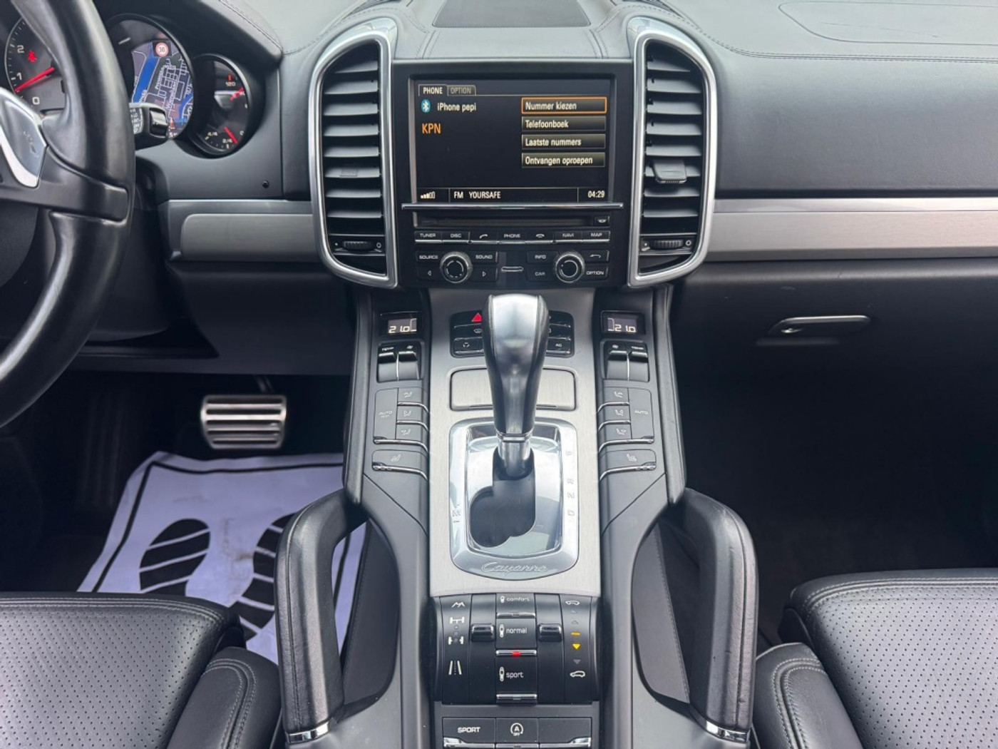 Foto van Porsche Cayenne S
