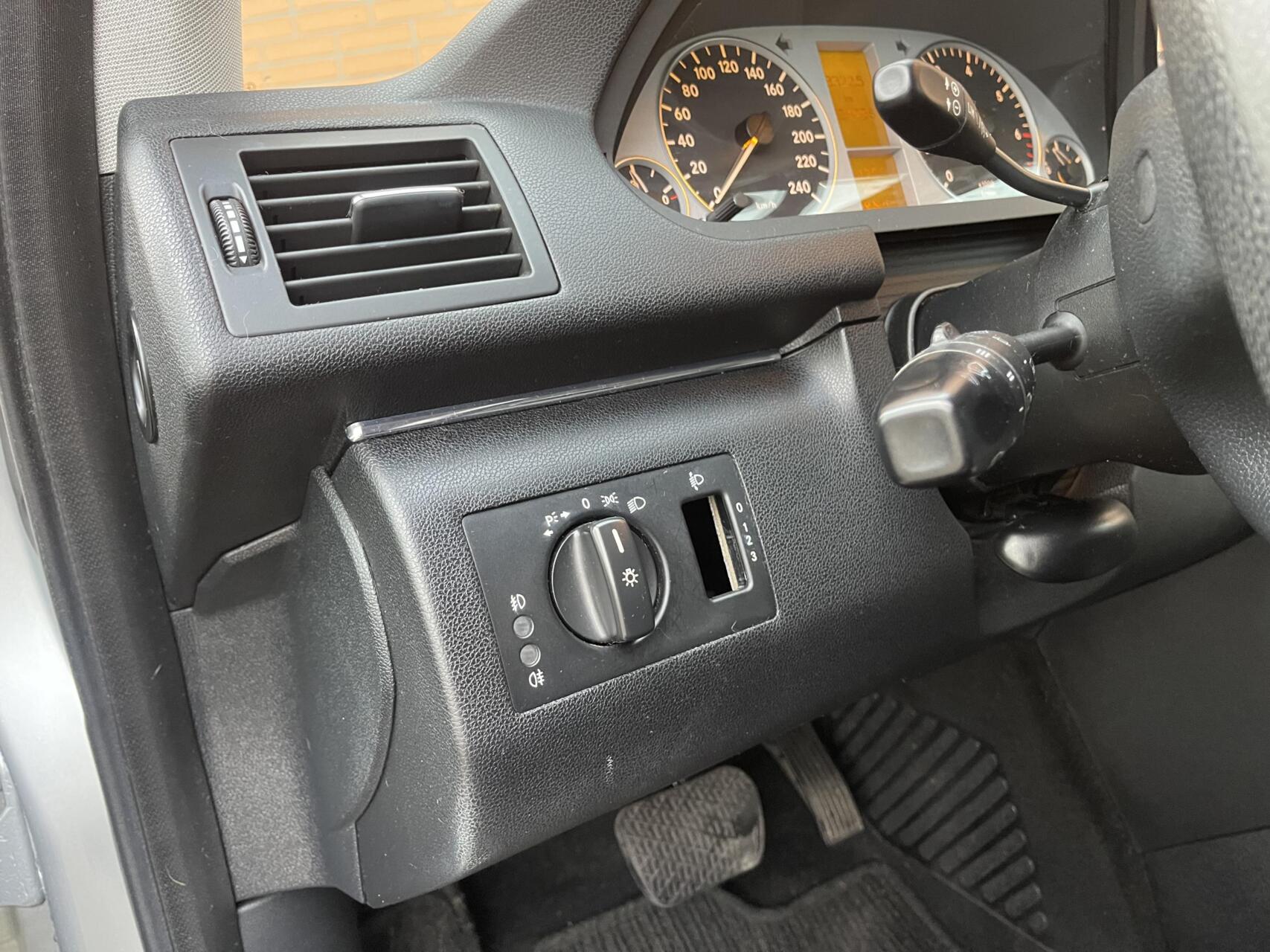 Foto van Mercedes-Benz B 150