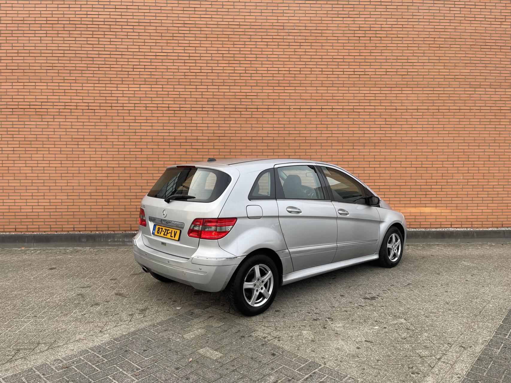 Foto van Mercedes-Benz B 150