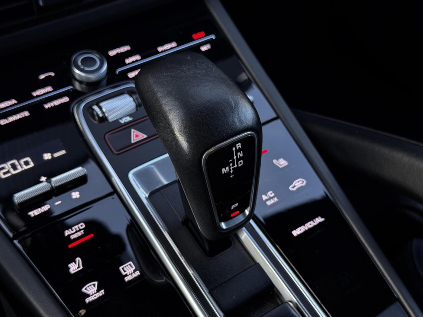 Foto van Porsche Cayenne E-hybrid