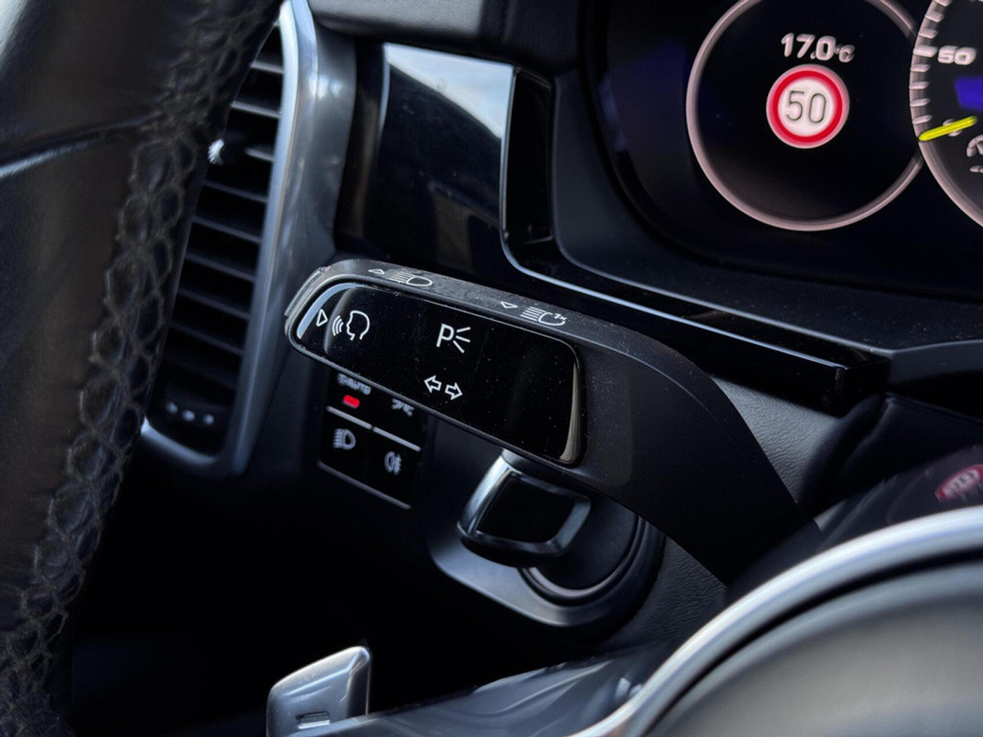 Foto van Porsche Cayenne E-hybrid
