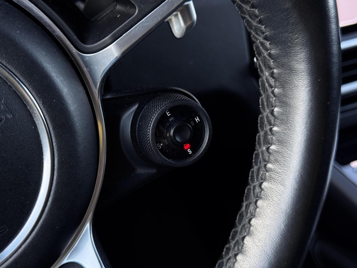 Foto van Porsche Cayenne E-hybrid