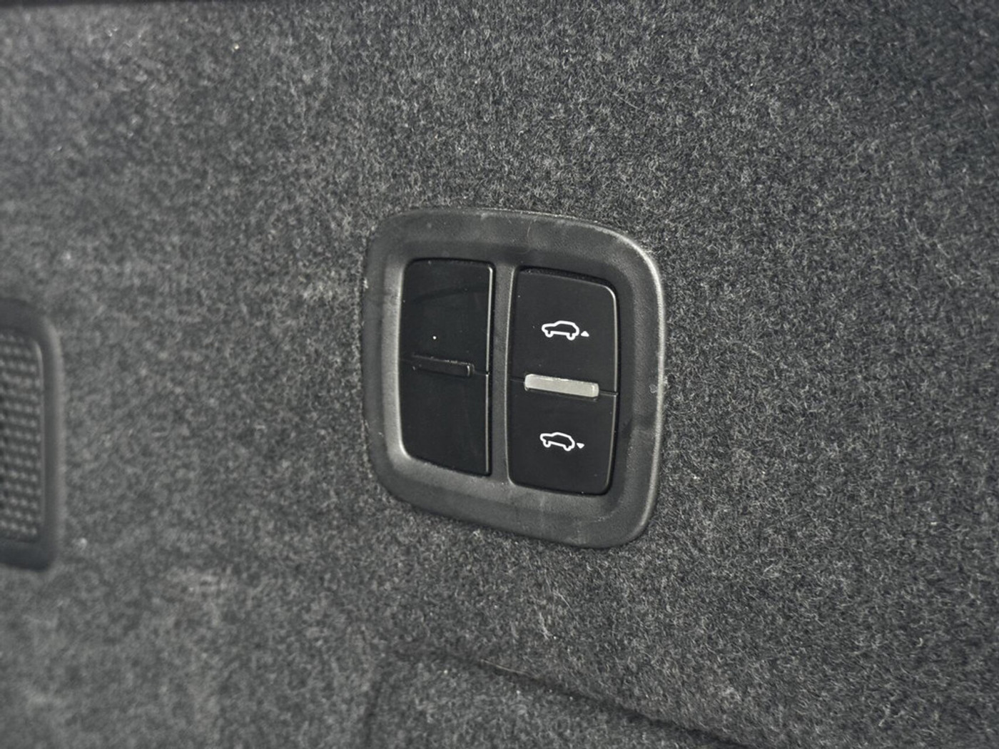 Foto van Porsche Cayenne E-hybrid