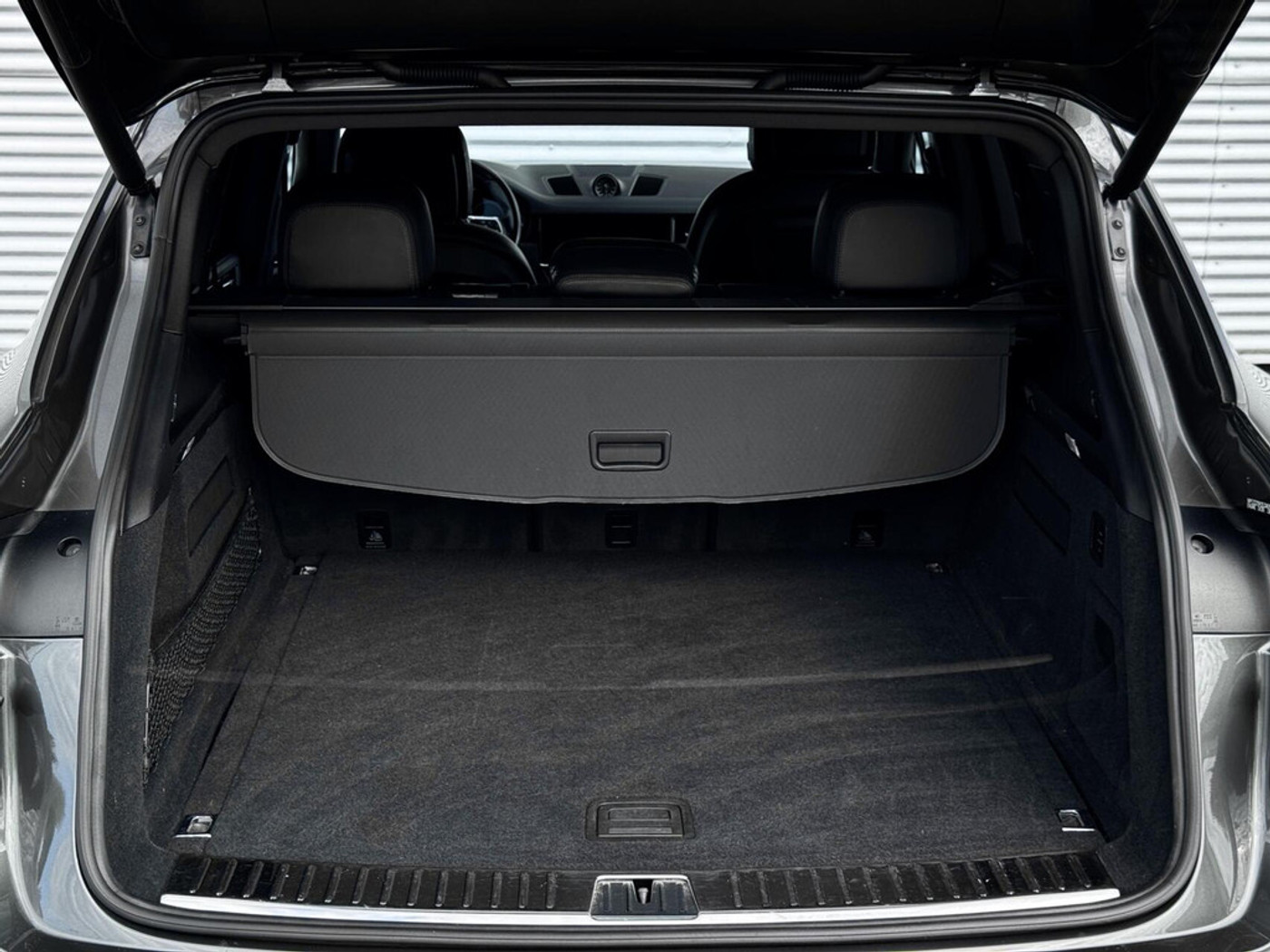 Foto van Porsche Cayenne E-hybrid
