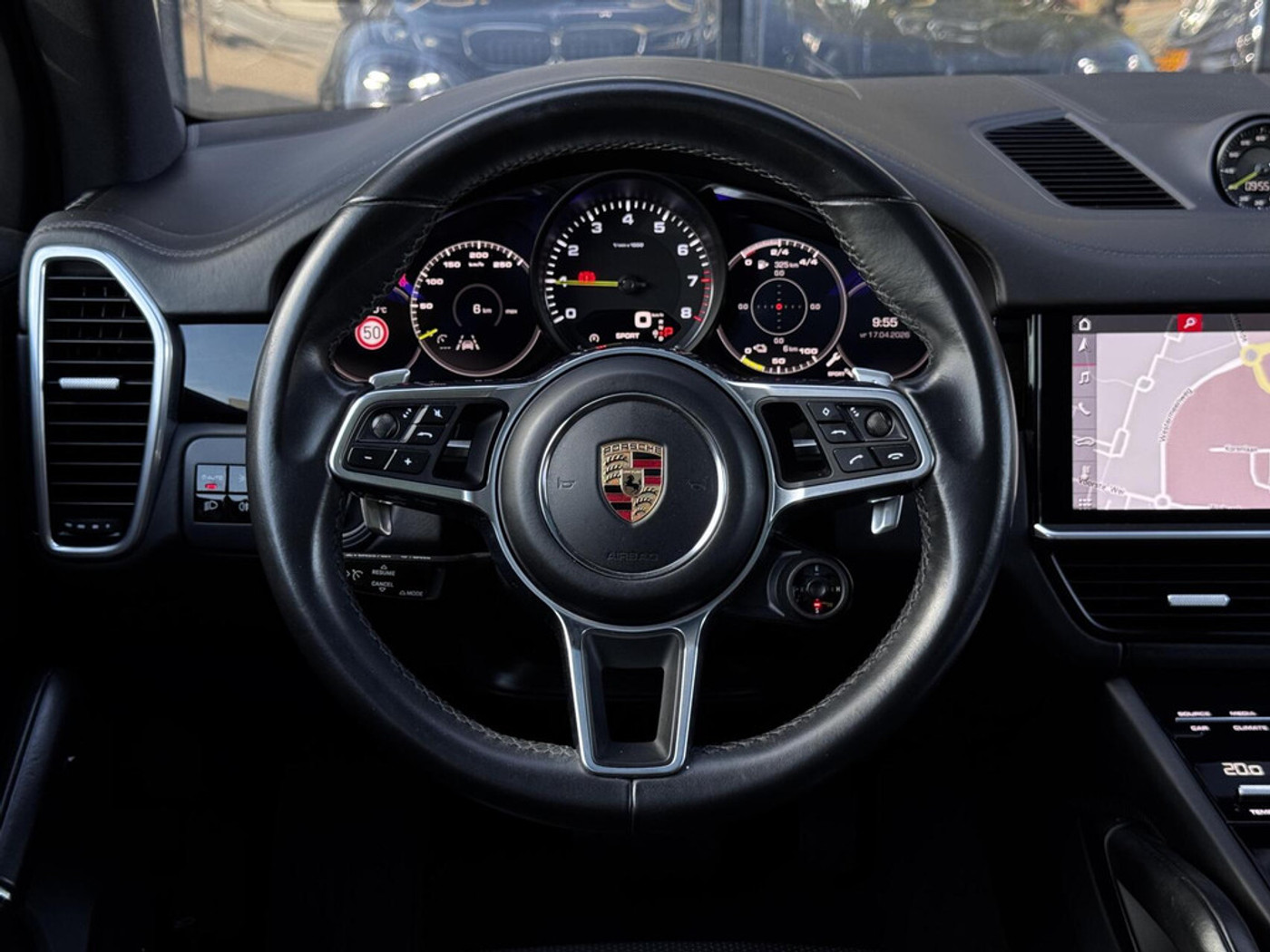 Foto van Porsche Cayenne E-hybrid
