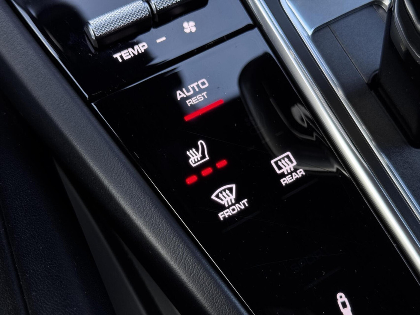 Foto van Porsche Cayenne E-hybrid
