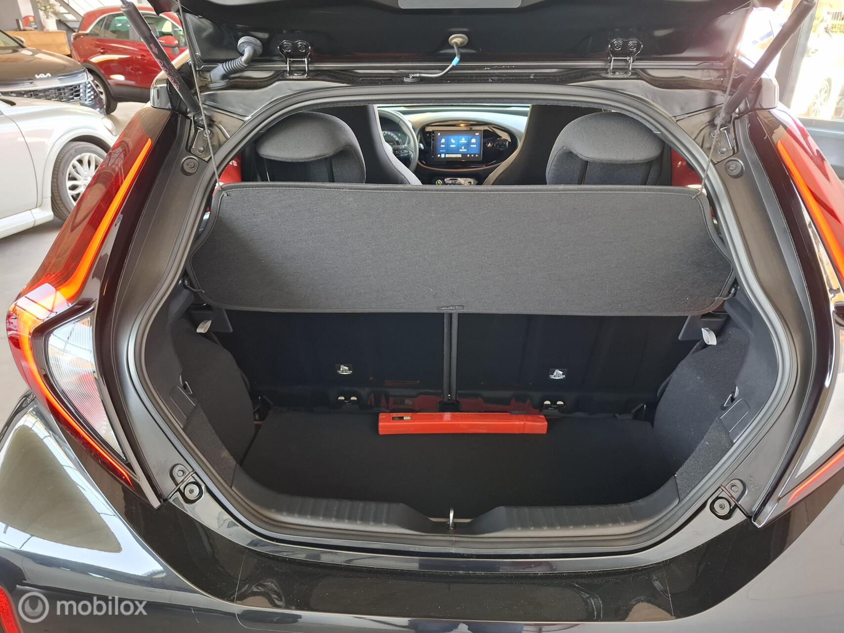 Foto van Toyota Toyota Aygo X