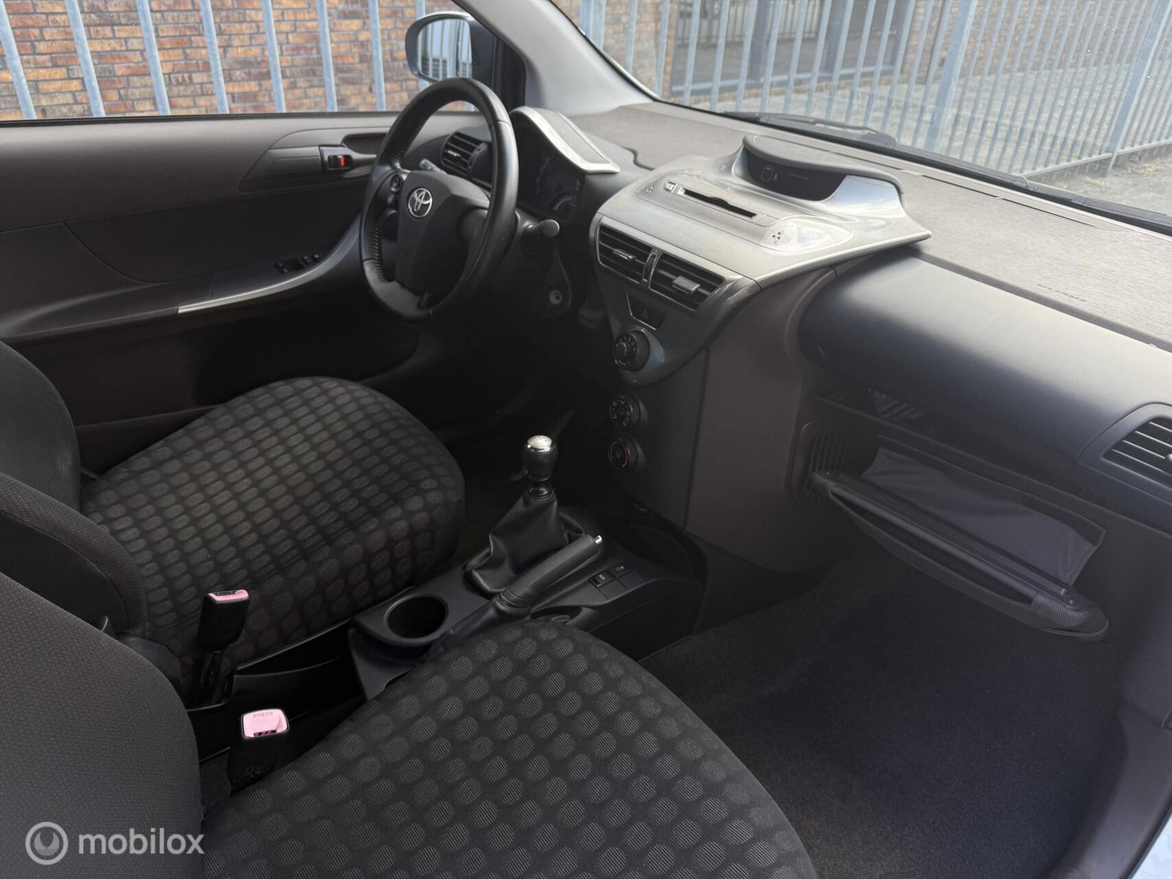 Foto van Toyota Toyota Iq
