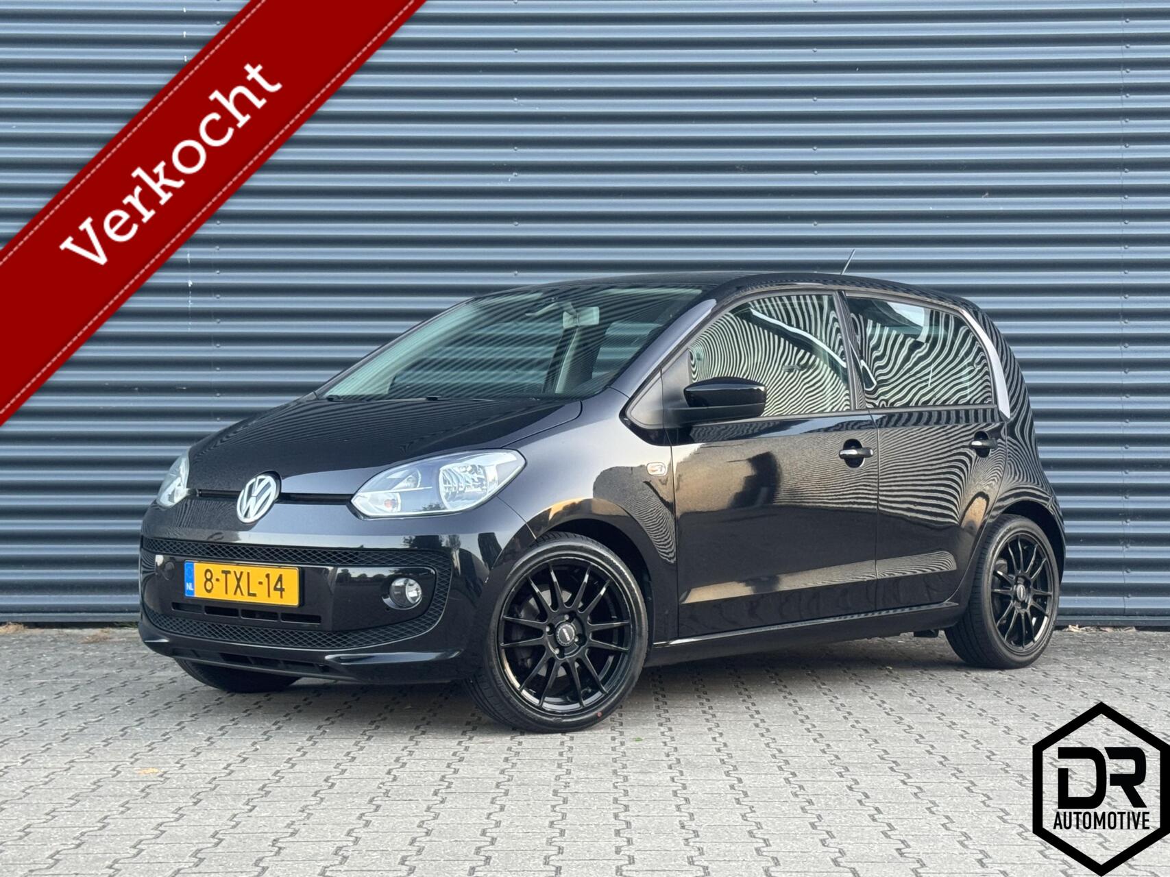 Volkswagen Up 1.0 high up! | AIRCO | NAP | PDC| 100% ONDERHOUDEN 2014 - voorkant