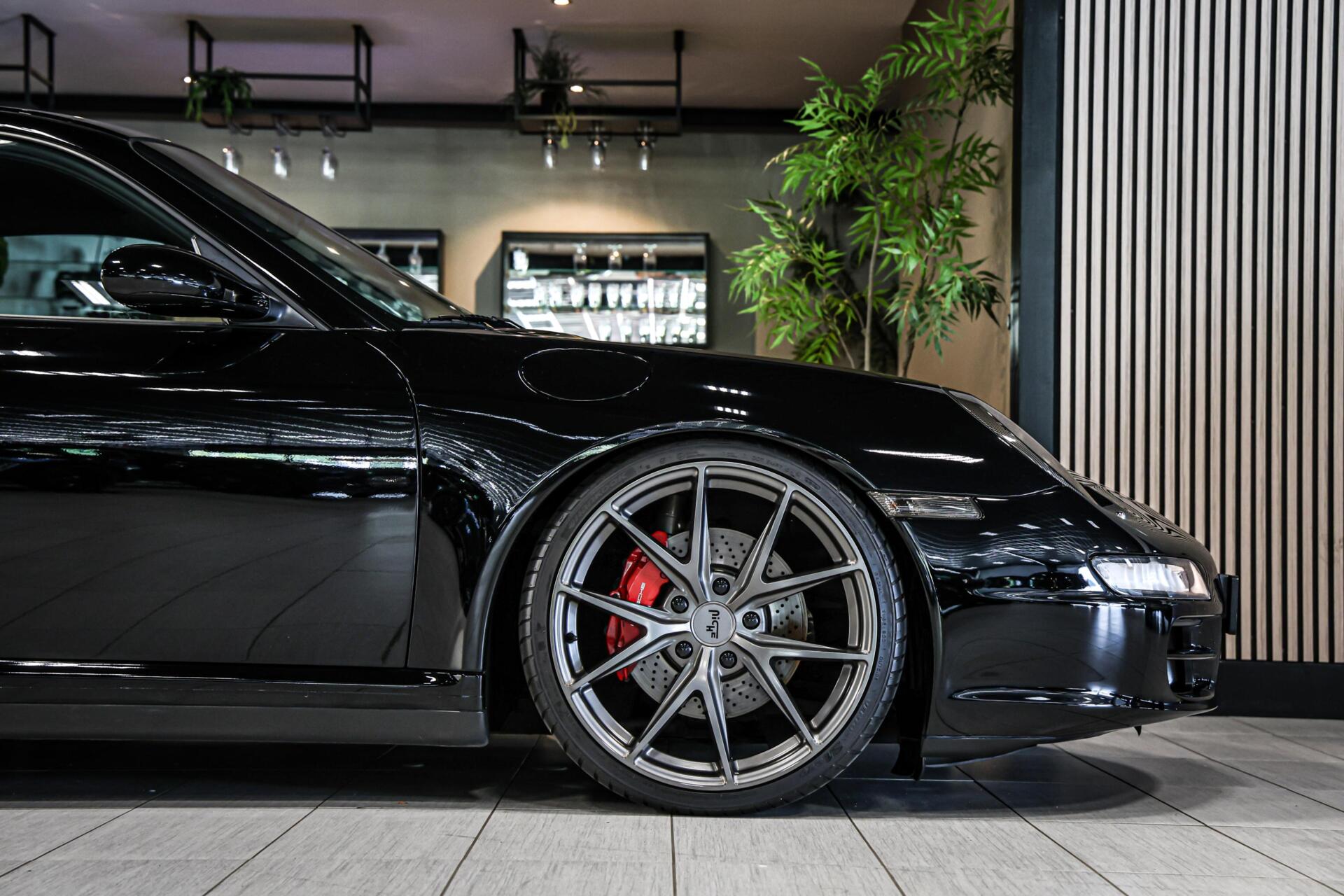 Foto van Porsche 911 Carrera 4s