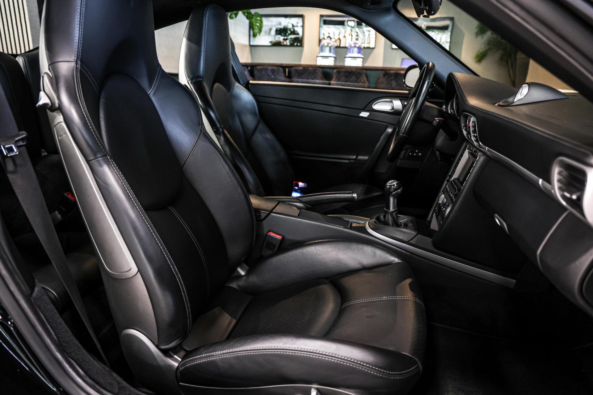 Foto van Porsche 911 Carrera 4s
