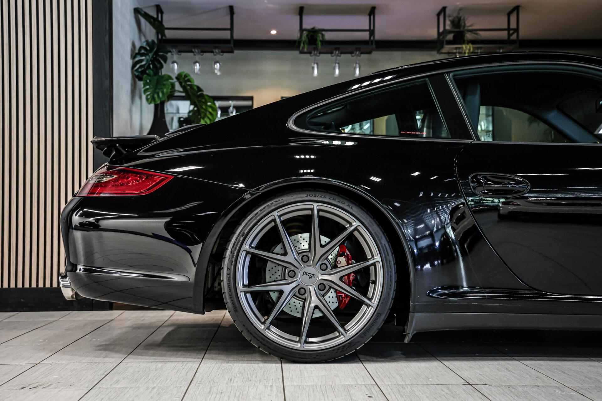 Foto van Porsche 911 Carrera 4s