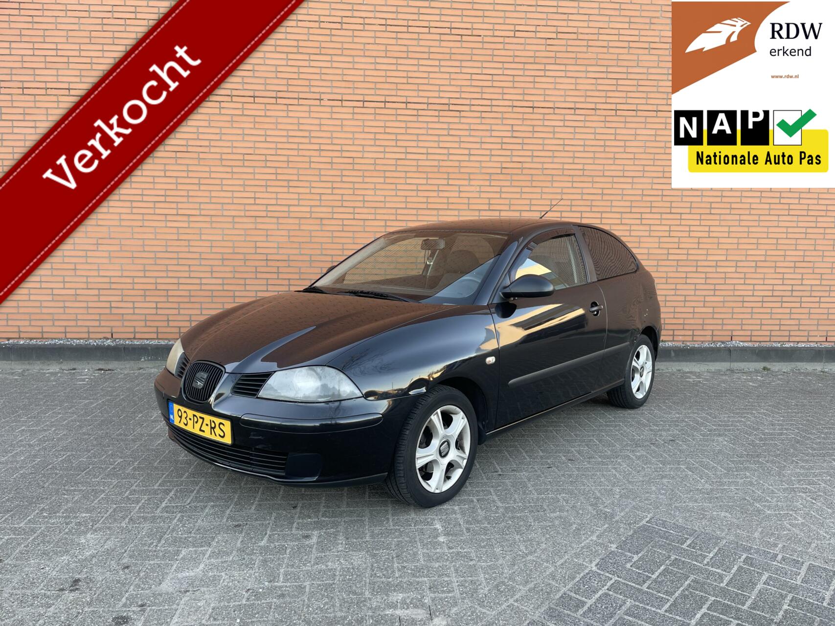 Seat Ibiza 1.4-16V Zwart 162DKM | NAP | CLIMATRONIC | APK | 2005 - voorkant