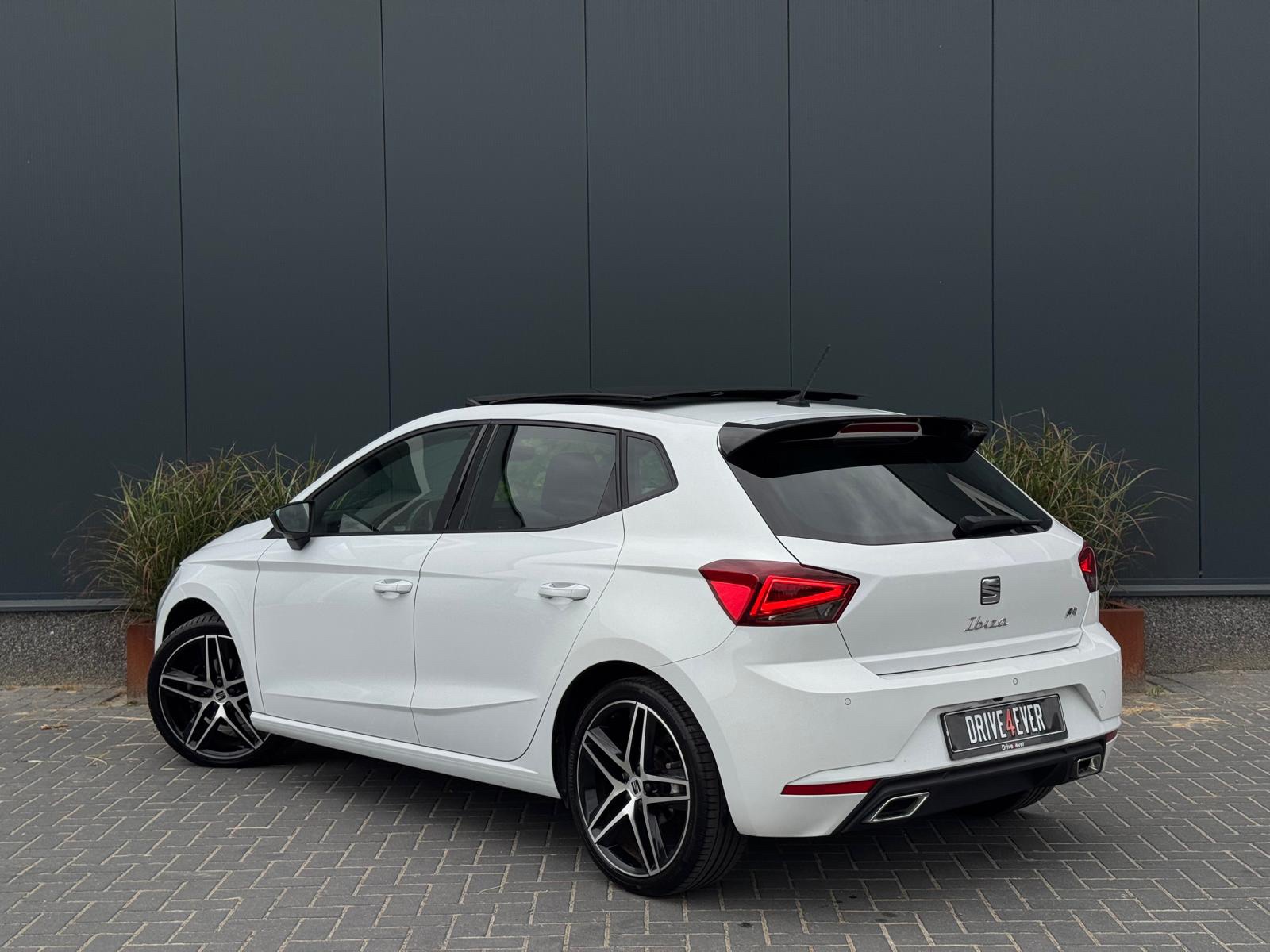 Foto van Seat Ibiza