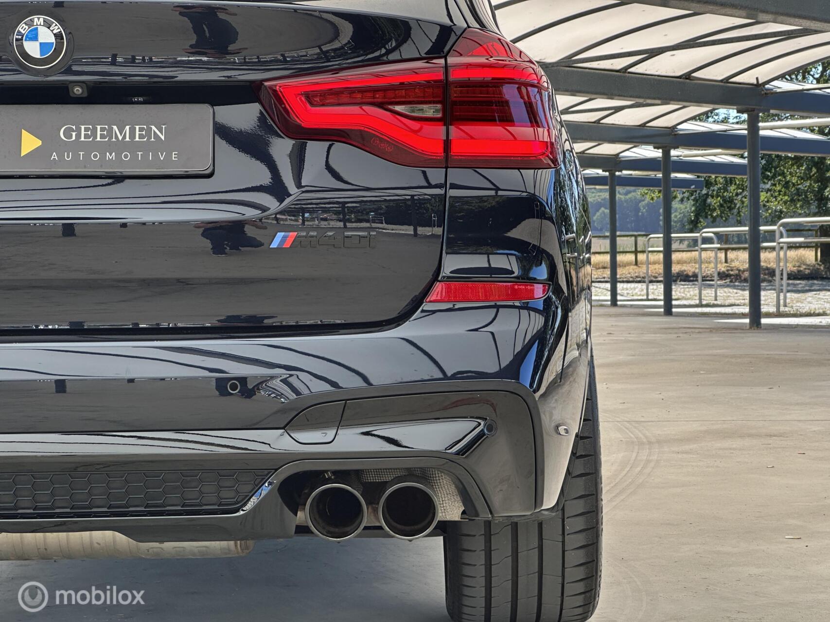 Foto van BMW X3 M40i