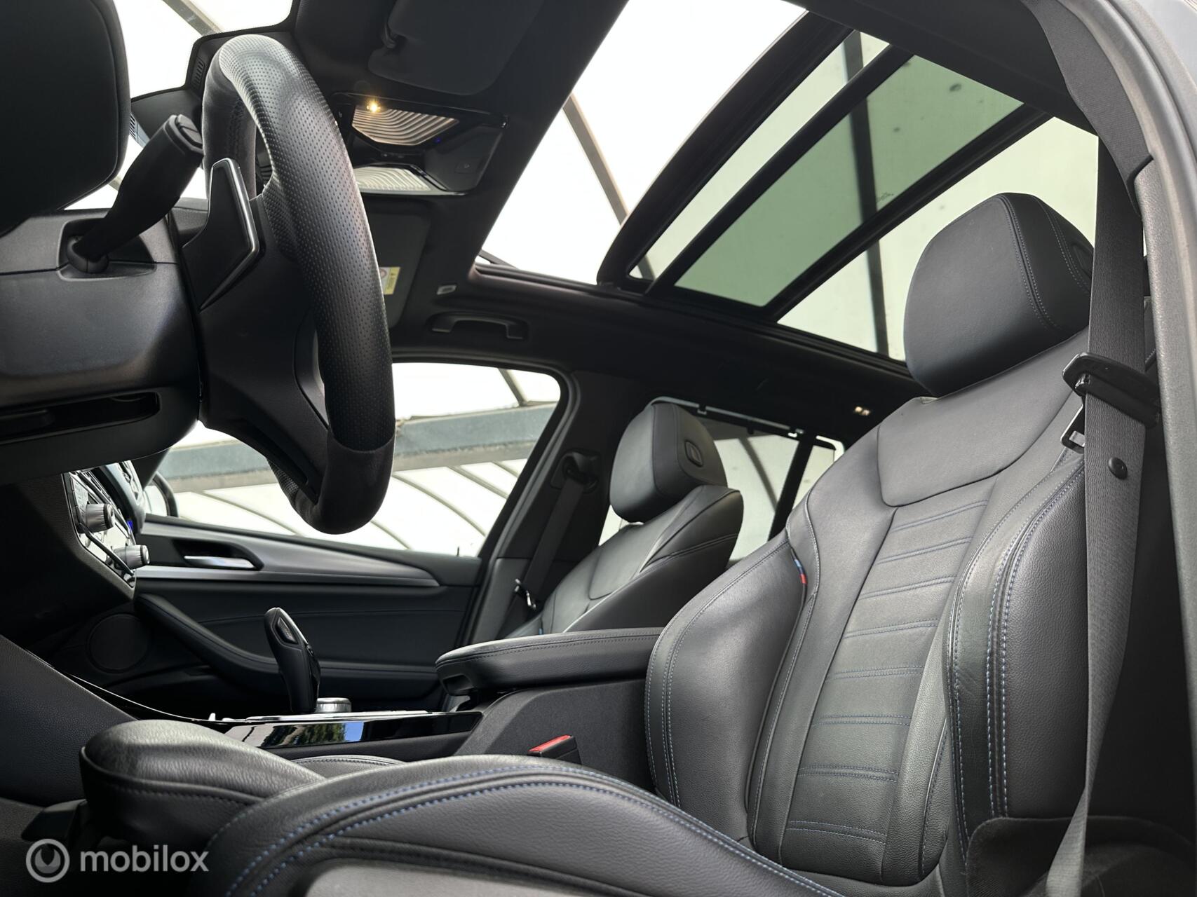 Foto van BMW X3 M40i