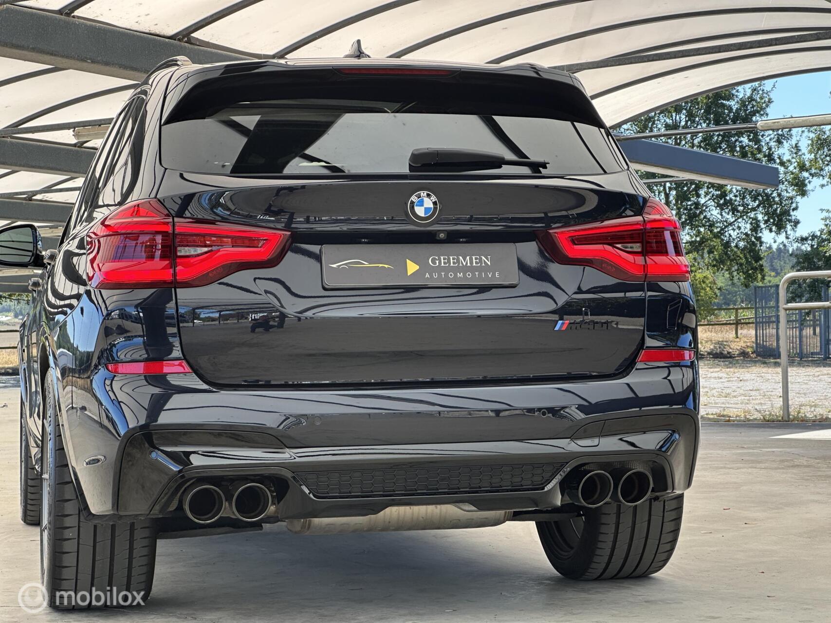 Foto van BMW X3 M40i
