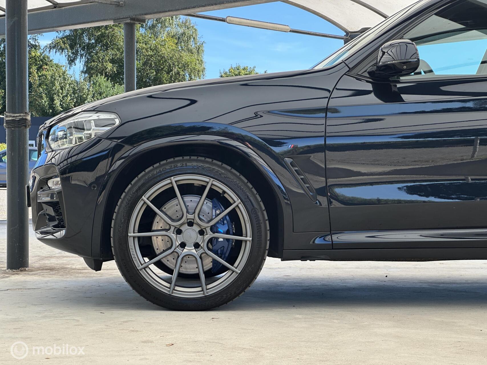 Foto van BMW X3 M40i