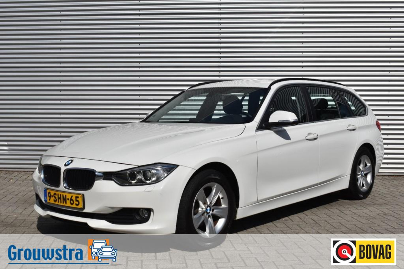 BMW 316i 316I BUSINESS / AUTOMAAT / NAVI / TREKHAAK / XENON / 2013 - voorkant
