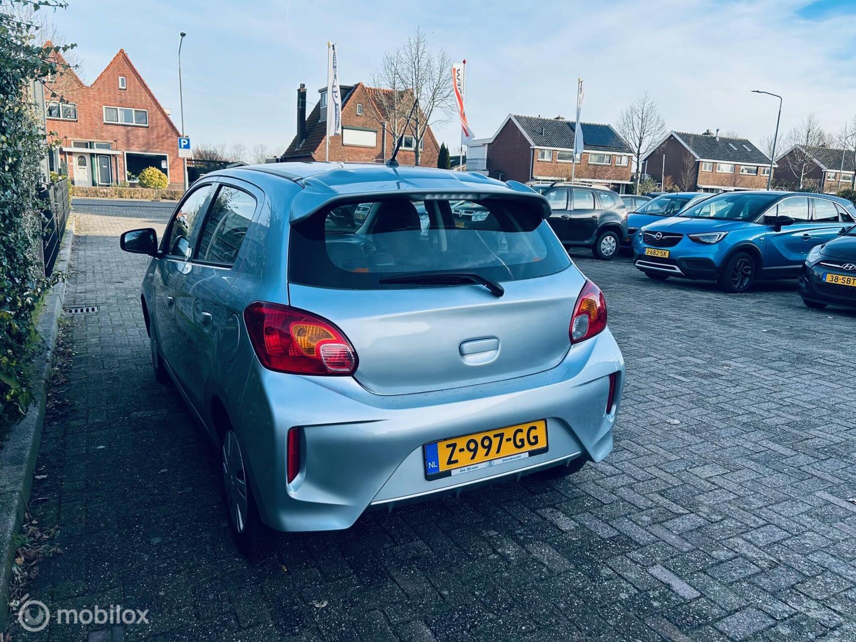Foto van Mitsubishi Mitsubishi Space Star