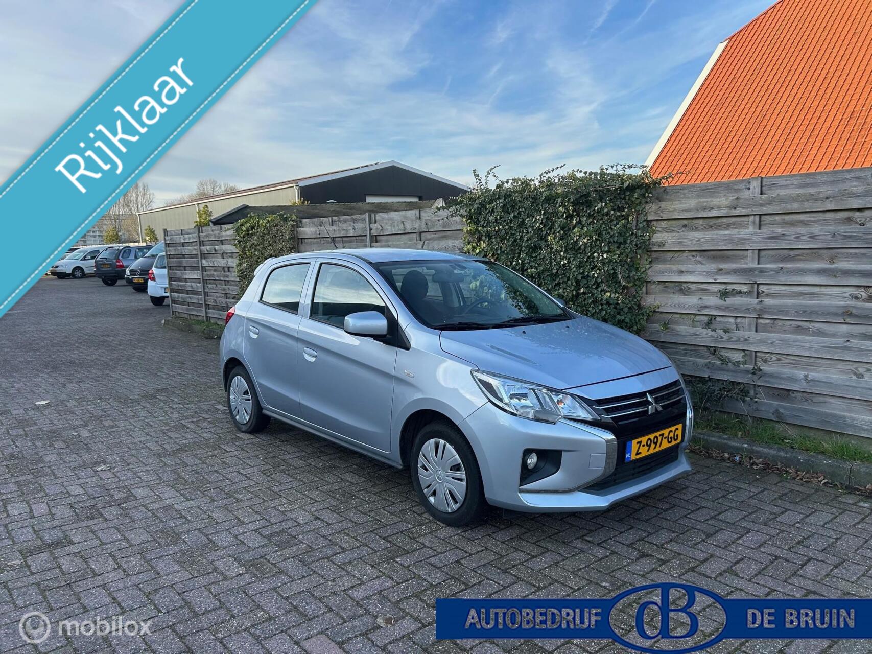 Mitsubishi Mitsubishi Space Star 1.2 Connect+apple carplay 2024 - voorkant