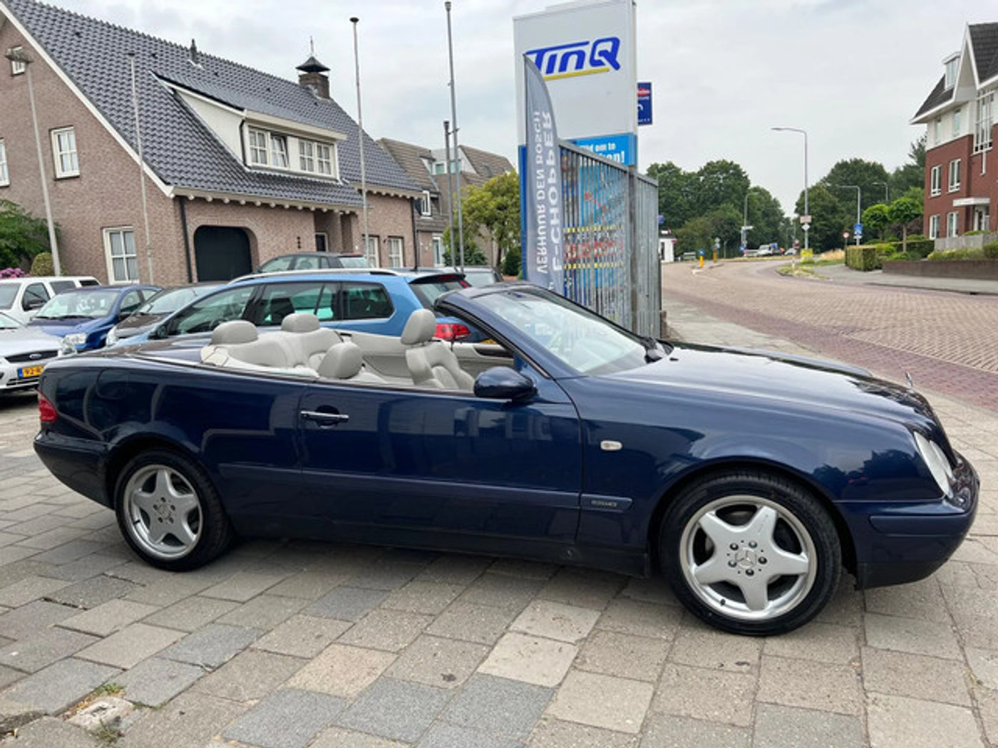 Foto van Mercedes-Benz CLK 230 Kompressor