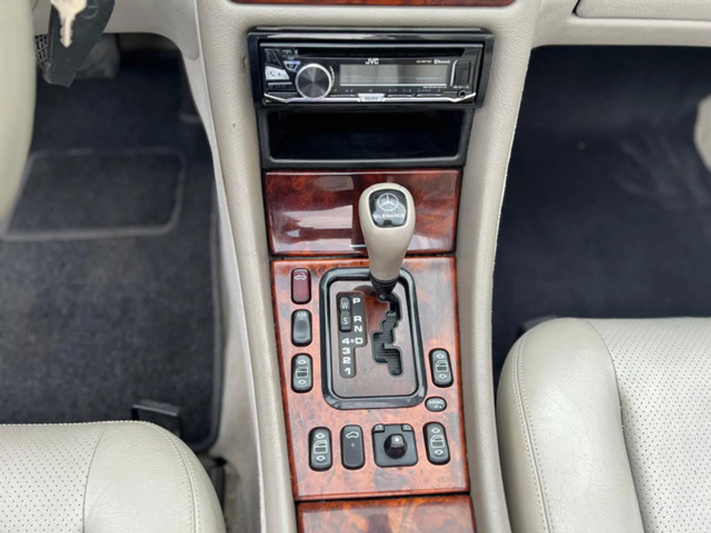 Foto van Mercedes-Benz CLK 230 Kompressor